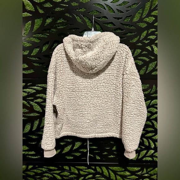 Love Tree Cream Long-crop, Half-zip, and Cozy Fleece Pullover/ size M - Picture 3 of 9